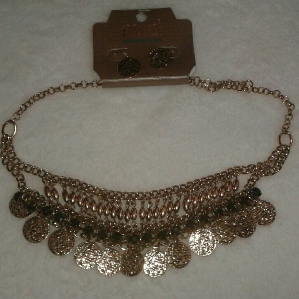 MIA Inspirations necklace/earrings set